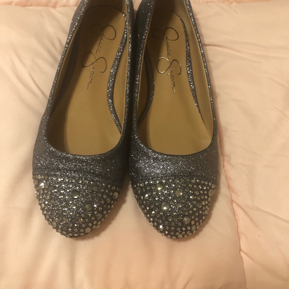 Never worn Jessica Simpson gray shimmer flats 6.5